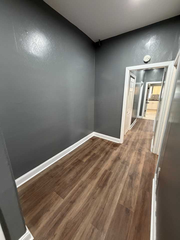 5614 N 4th St #1stFL - Photo 6 of 13