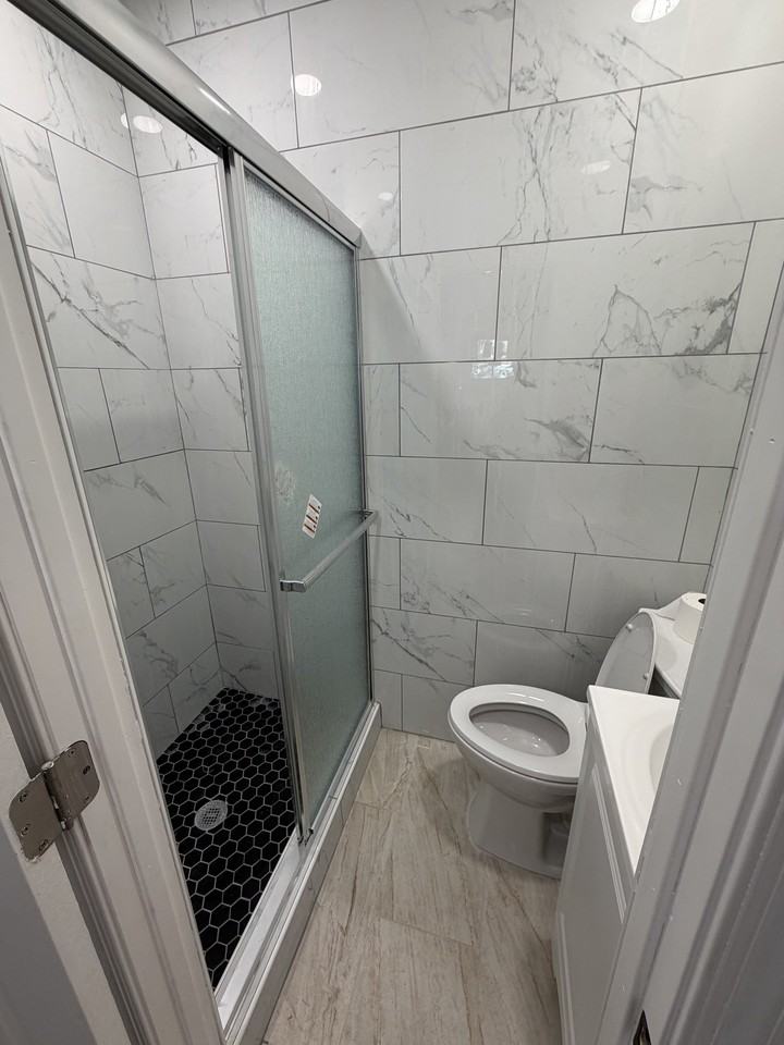 5614 N 4th St #1stFL - Photo 7 of 13