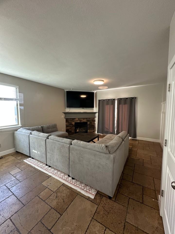 2663 N Double Eagle Dr - Photo 3 of 20