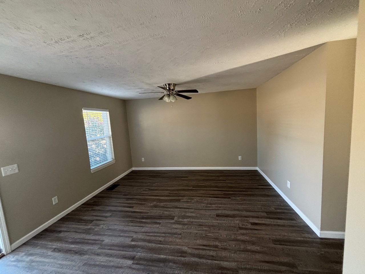 30 Clark Ln #30 - Photo 7 of 12