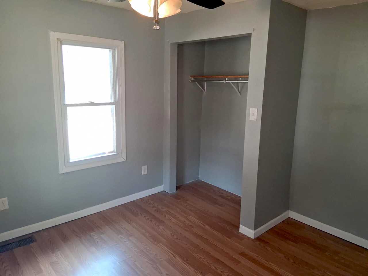 2934 6th Ave - Photo 5 of 14
