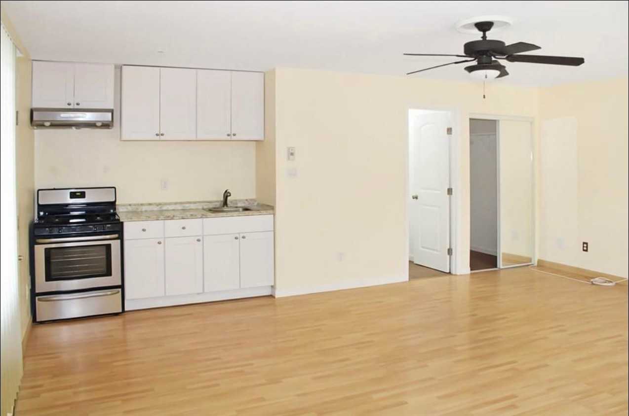 1526 Valley High Ave #1 - Photo 2 of 9