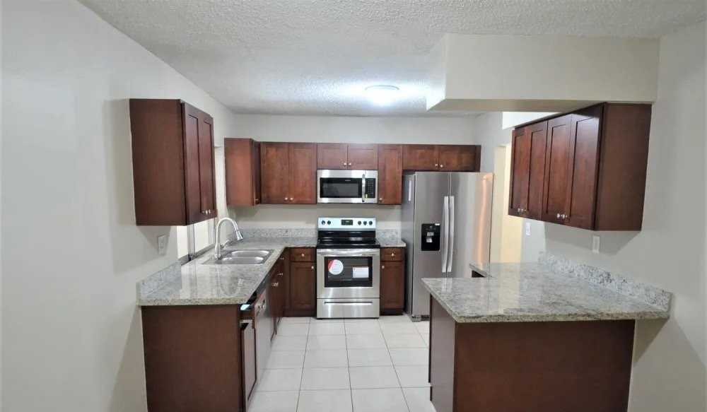 8511 Nw 18th Pl - Photo 7 of 9