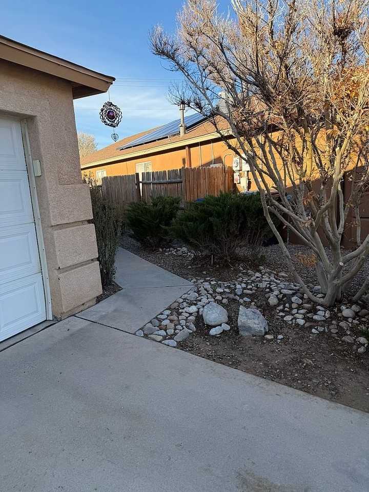 10219 Round Up Pl Sw - Photo 3 of 20