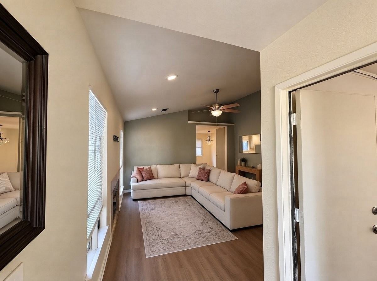 2071 Joynichole Dr - Photo 5 of 9