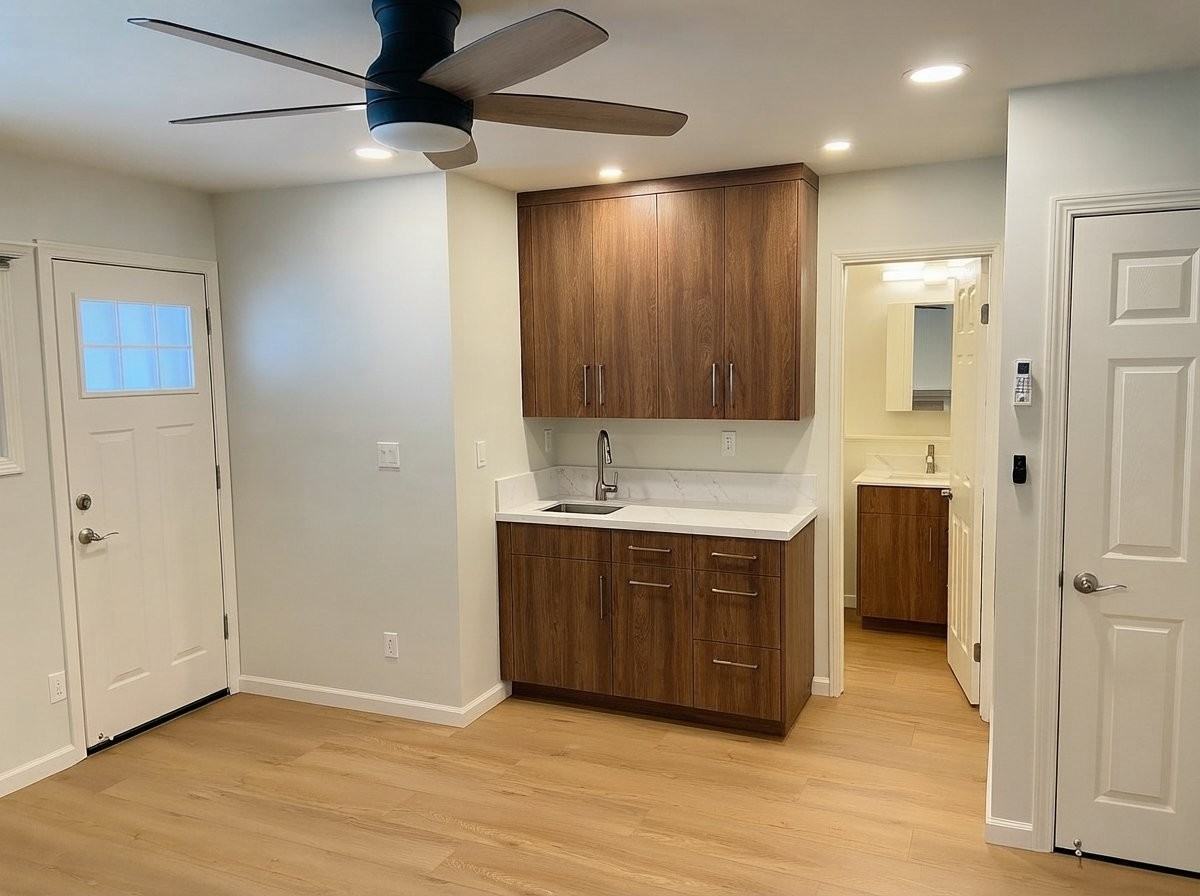6983 Lalley Ln - Photo 4 of 7
