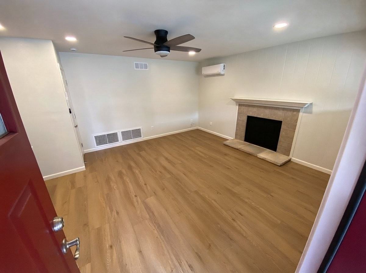 6983 Lalley Ln - Photo 5 of 7