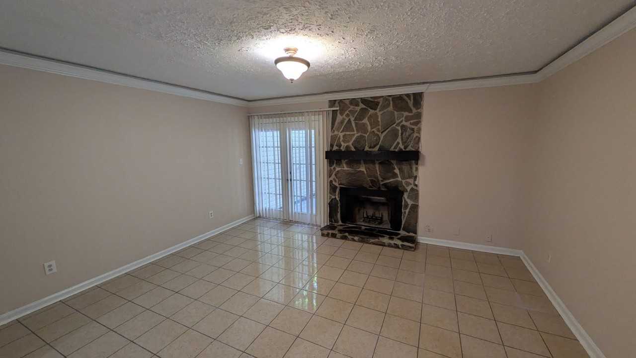 6439 Baker Ct #B - Photo 2 of 15