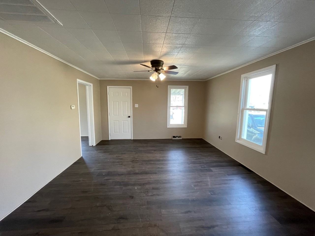434 S Church St - Photo 7 of 16