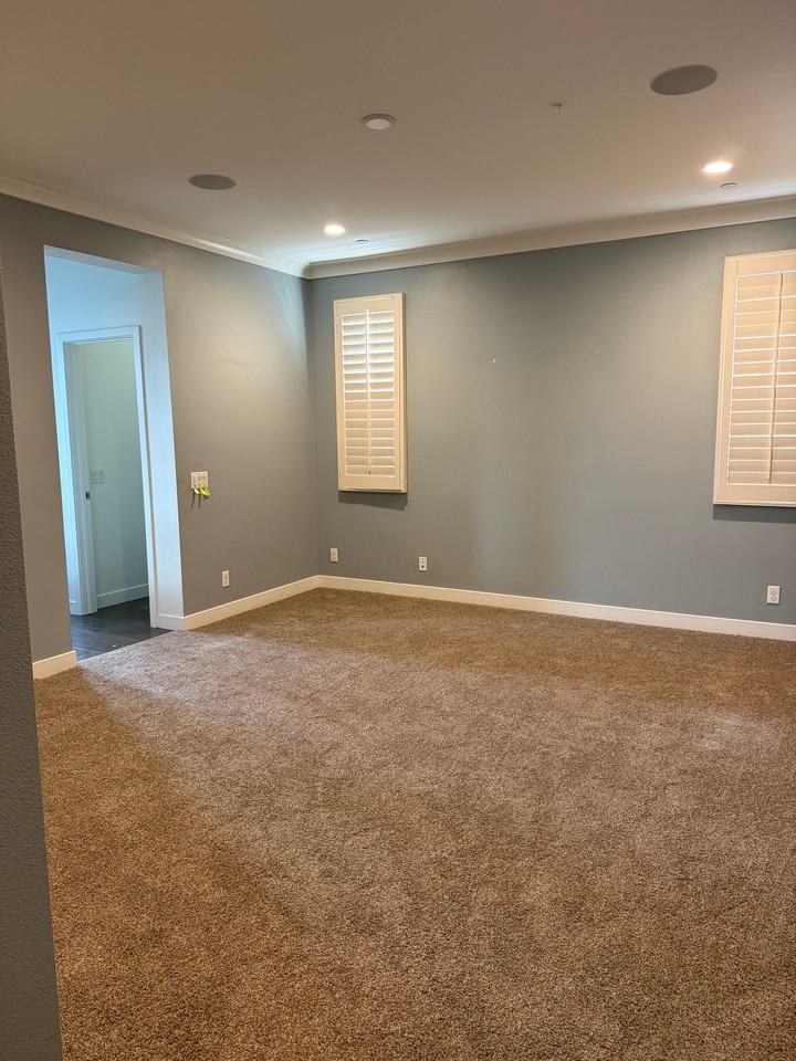 2109 Harper Way - Photo 5 of 14