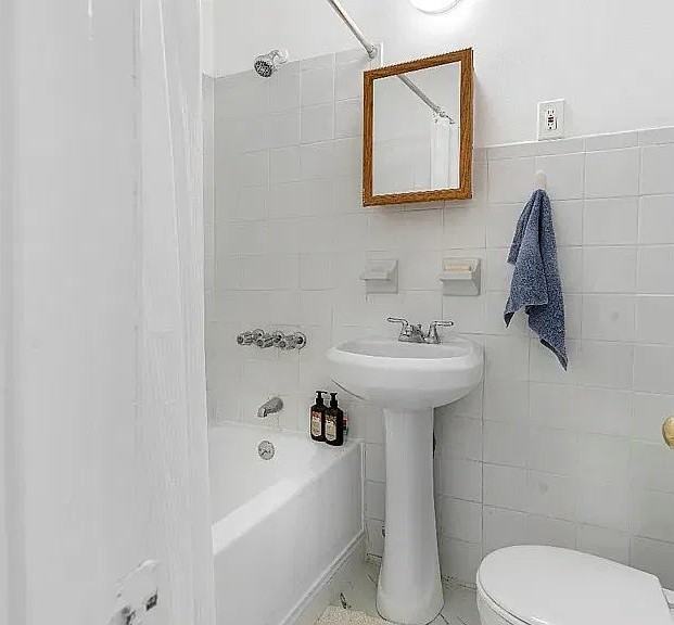 317 E 73rd St #2 - Photo 2 of 5