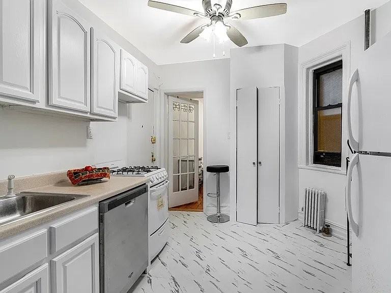 317 E 73rd St #2 - Photo 5 of 5