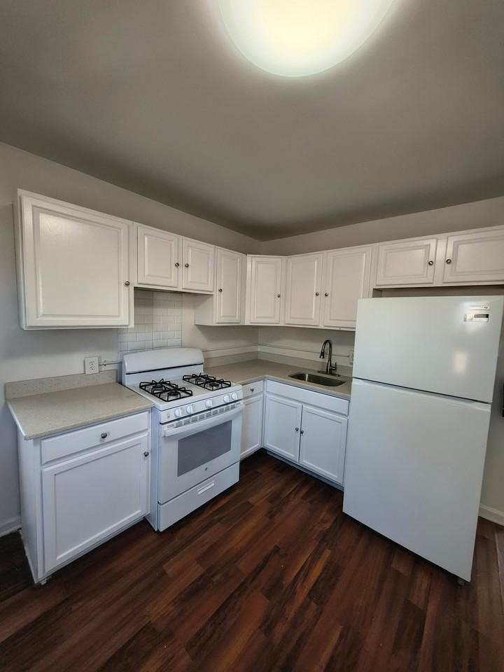1307 Bangs Ave #2 - Photo 3 of 8