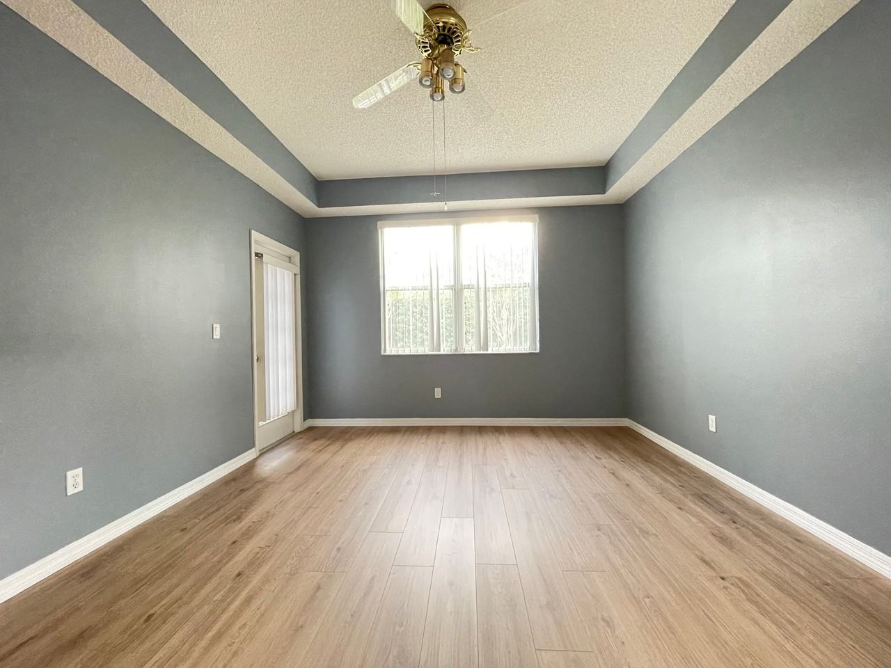 2412 Runyon Cir - Photo 4 of 18