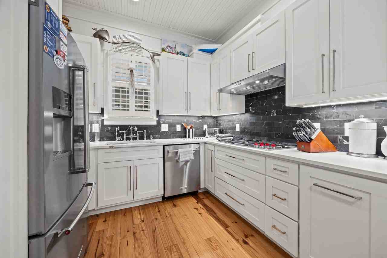 1000A Village Ln #A - Photo 4 of 20