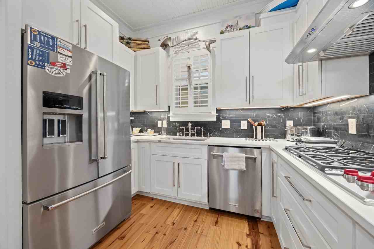 1000A Village Ln #A - Photo 5 of 20