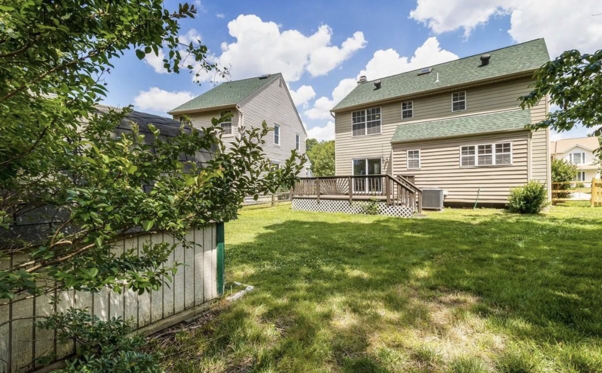 5058 Blenny Ct #NA - Photo 3 of 6