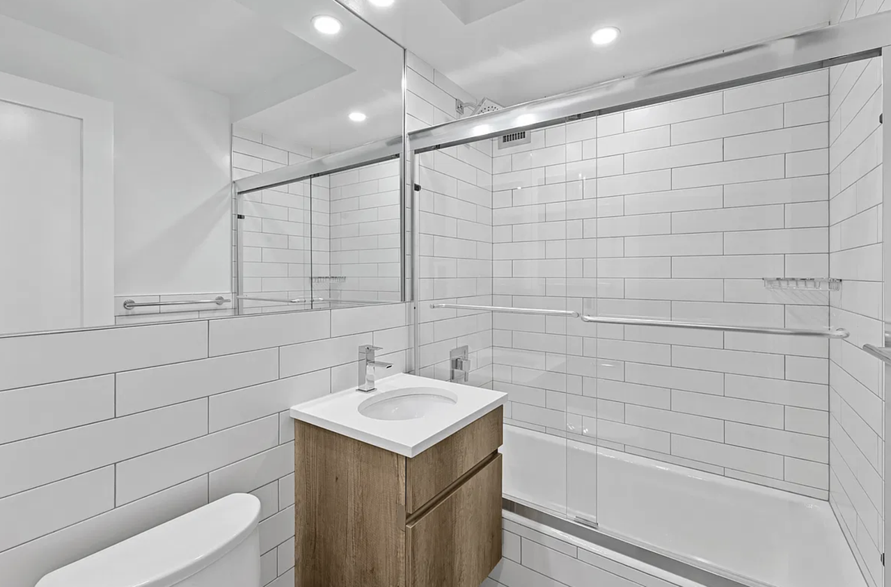 337 W 55th St #PH - Photo 7 of 9