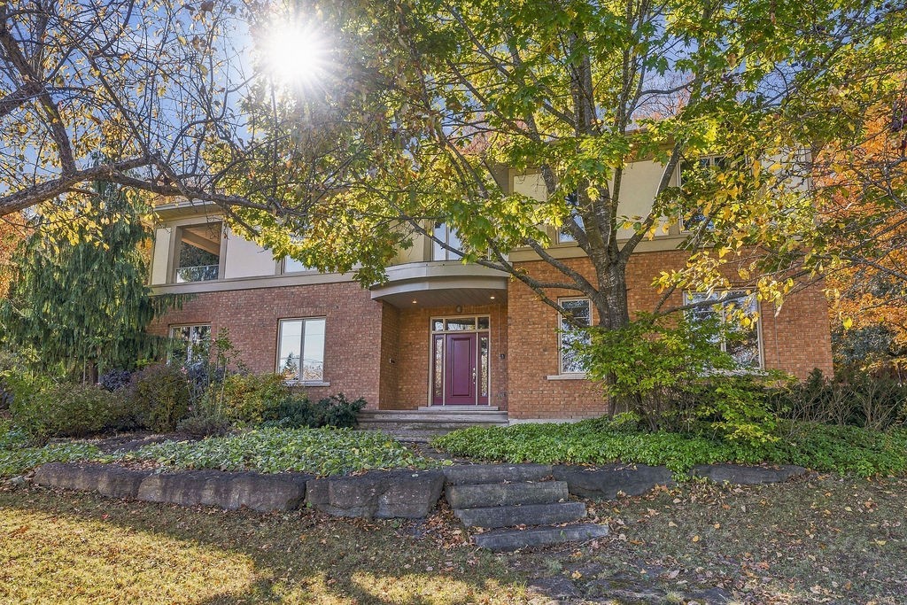 5 Oriole Drive - Photo 2 of 57