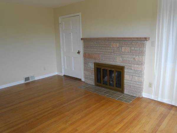 4810 48th Ave S #1 - Photo 4 of 10
