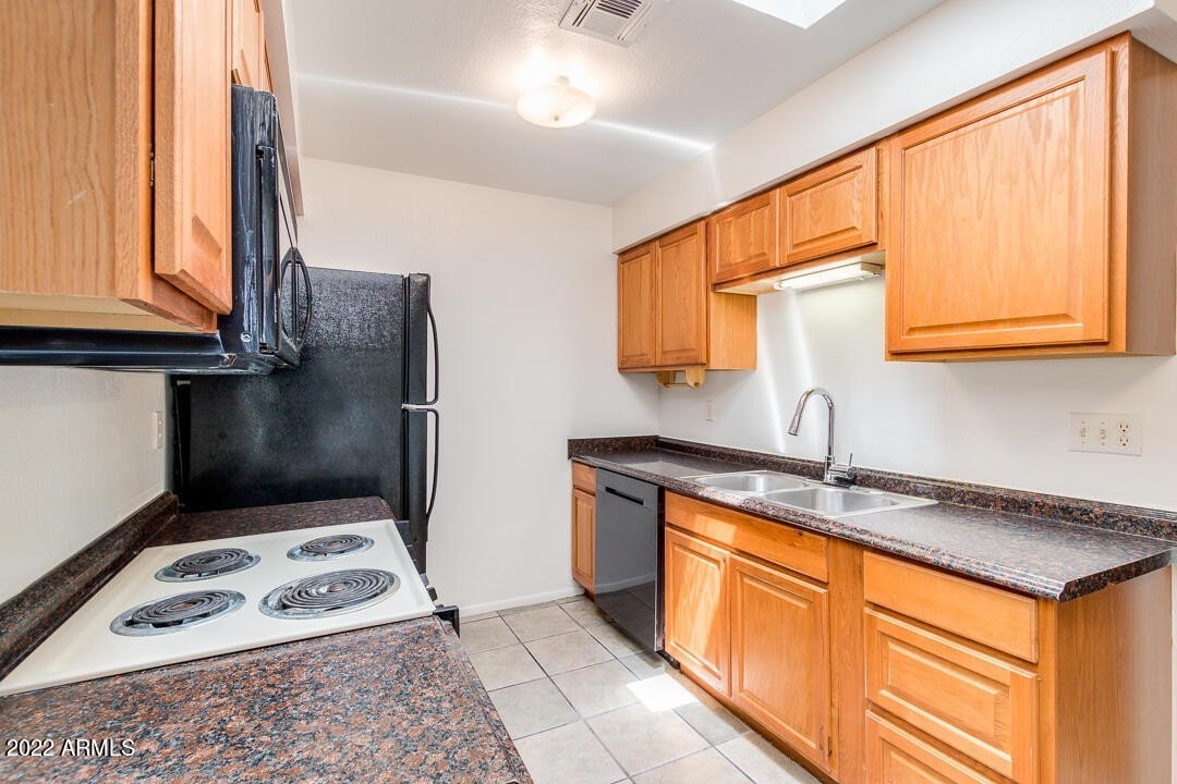 602 W Tonopah Dr #7 - Photo 6 of 25