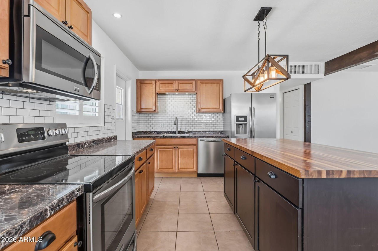 7830 E Belleview St - Photo 3 of 21