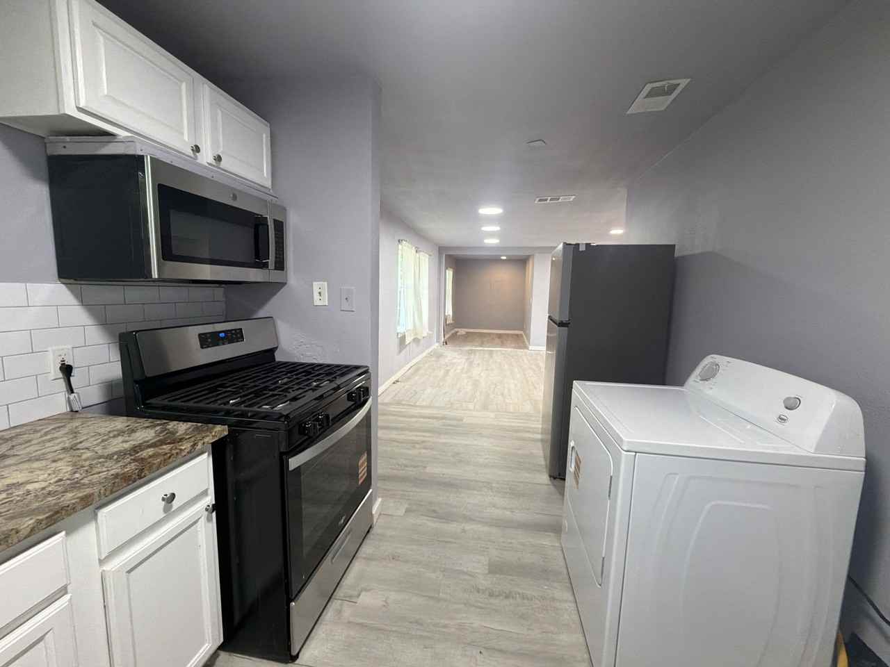 620 Samuels Ln #1 - Photo 4 of 19