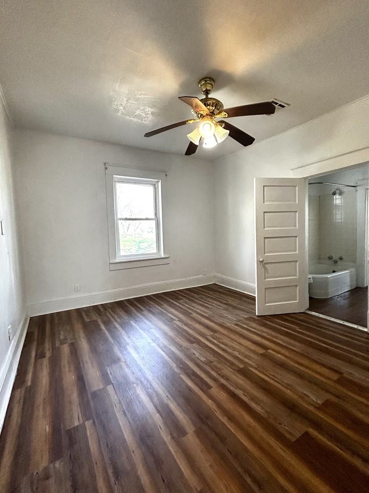 2029 Columbus St #1 - Photo 4 of 13