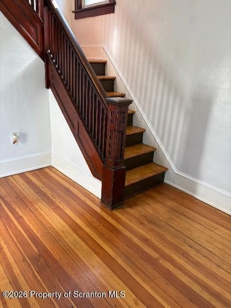 62 Belmont St - Photo 7 of 35