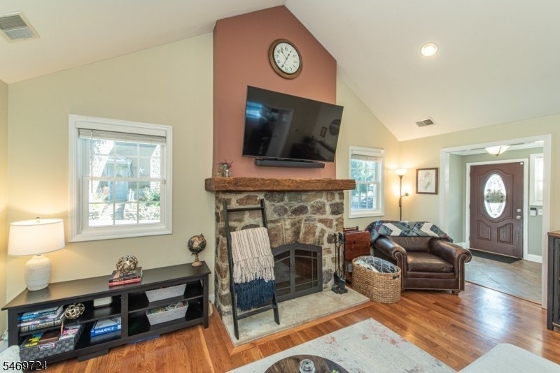 59 W Shore Rd - Photo 4 of 31
