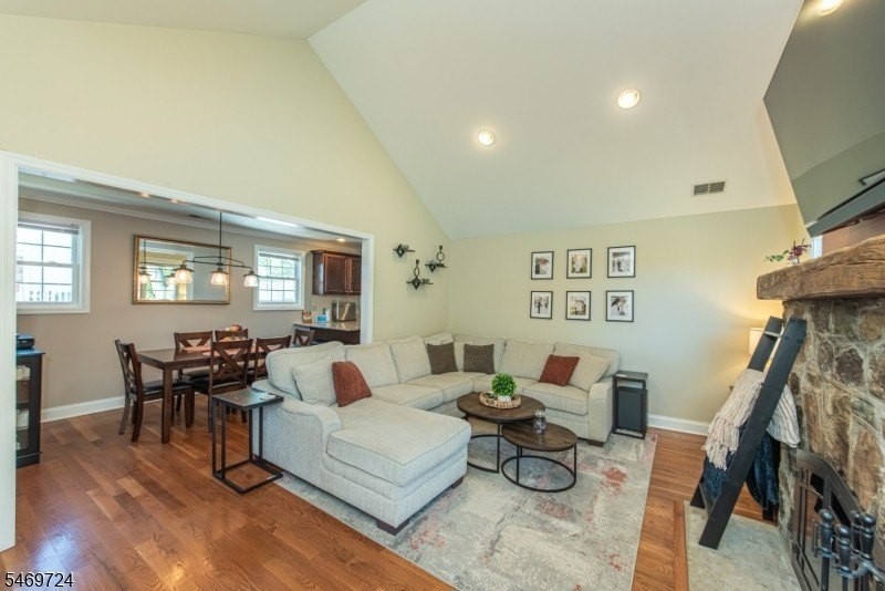 59 W Shore Rd - Photo 5 of 31