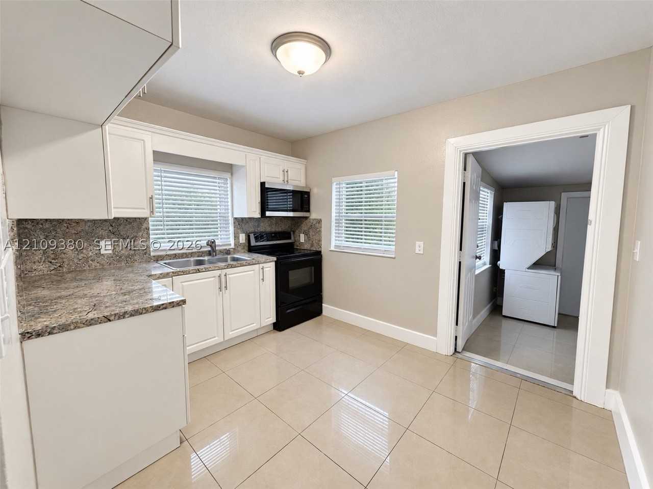 1111 Nw 77th St #1 - Photo 3 of 28