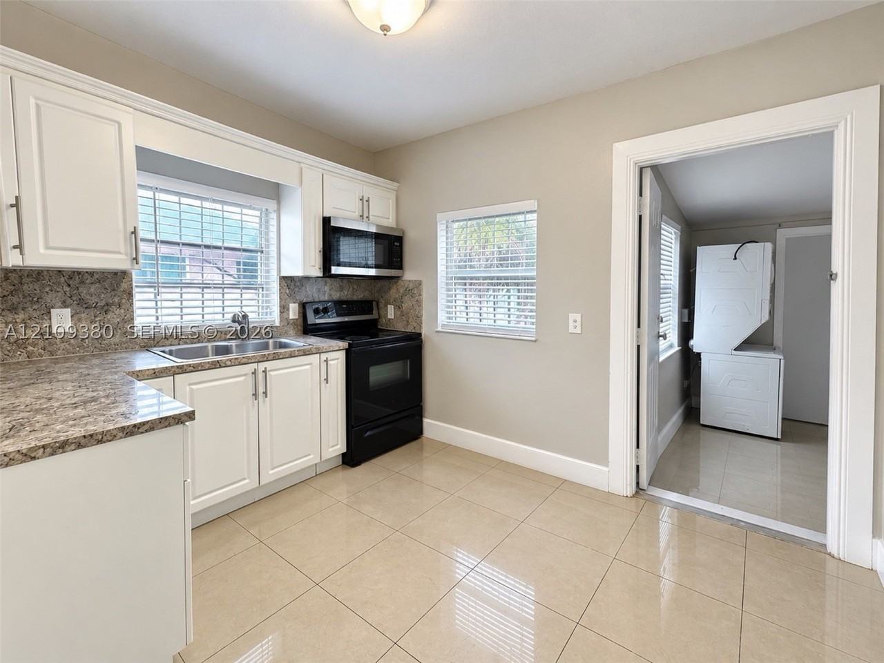 1111 Nw 77th St #1 - Photo 4 of 28