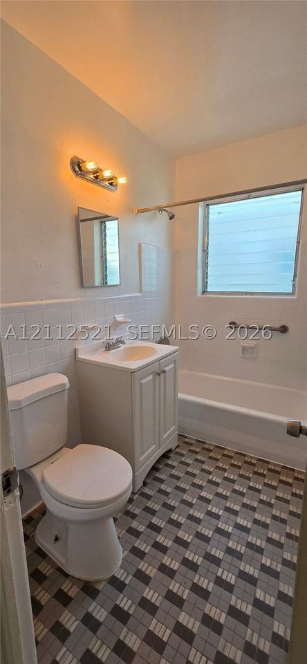 725 83rd St #3 - Photo 7 of 16