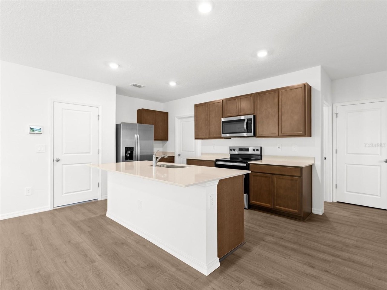 17886 Acorn Drop Rd - Photo 4 of 44