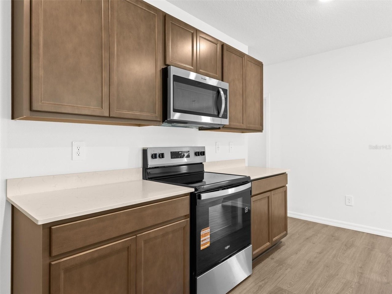 17886 Acorn Drop Rd - Photo 5 of 44