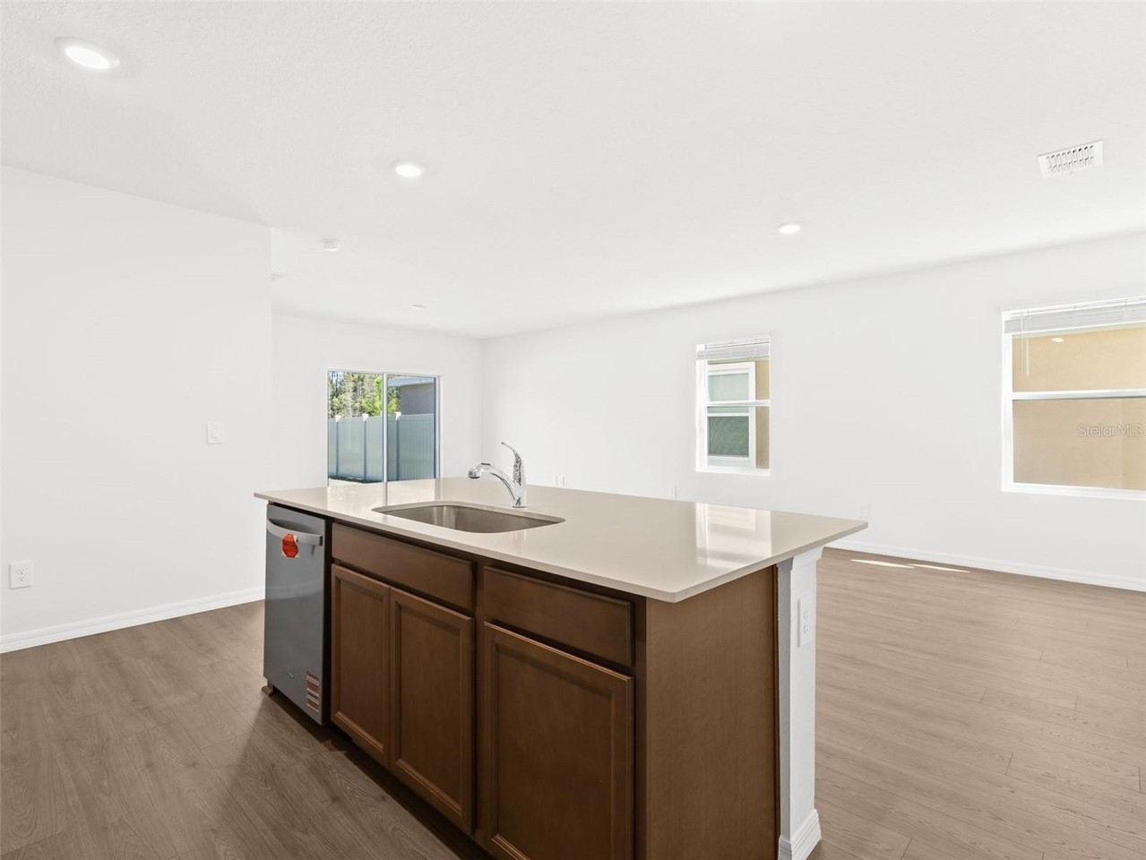 17886 Acorn Drop Rd - Photo 7 of 44