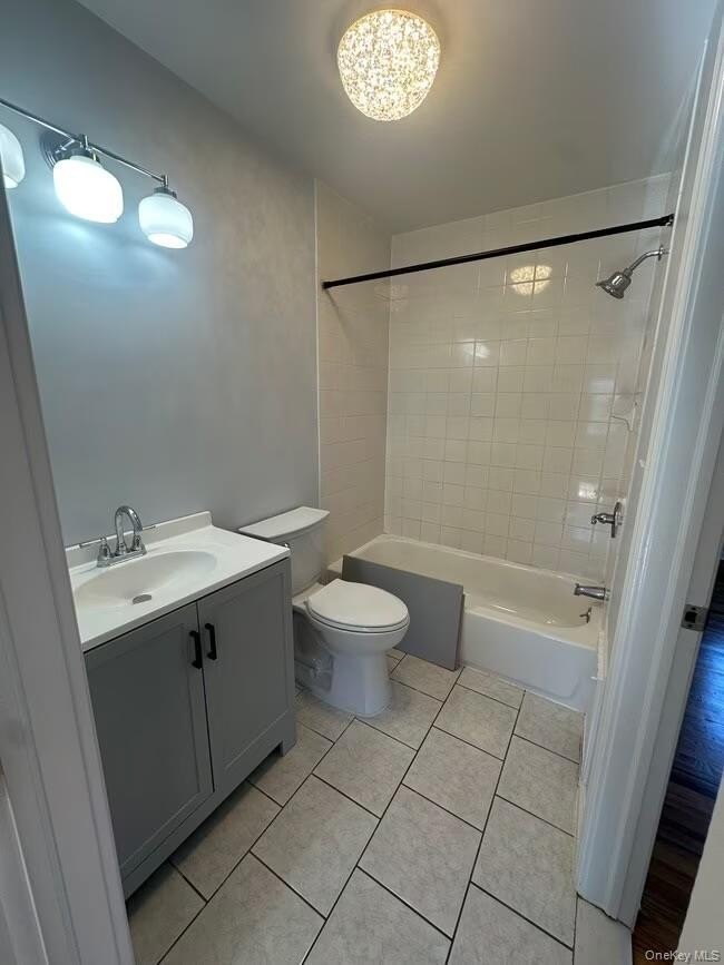 23 Bayard St - Photo 7 of 8