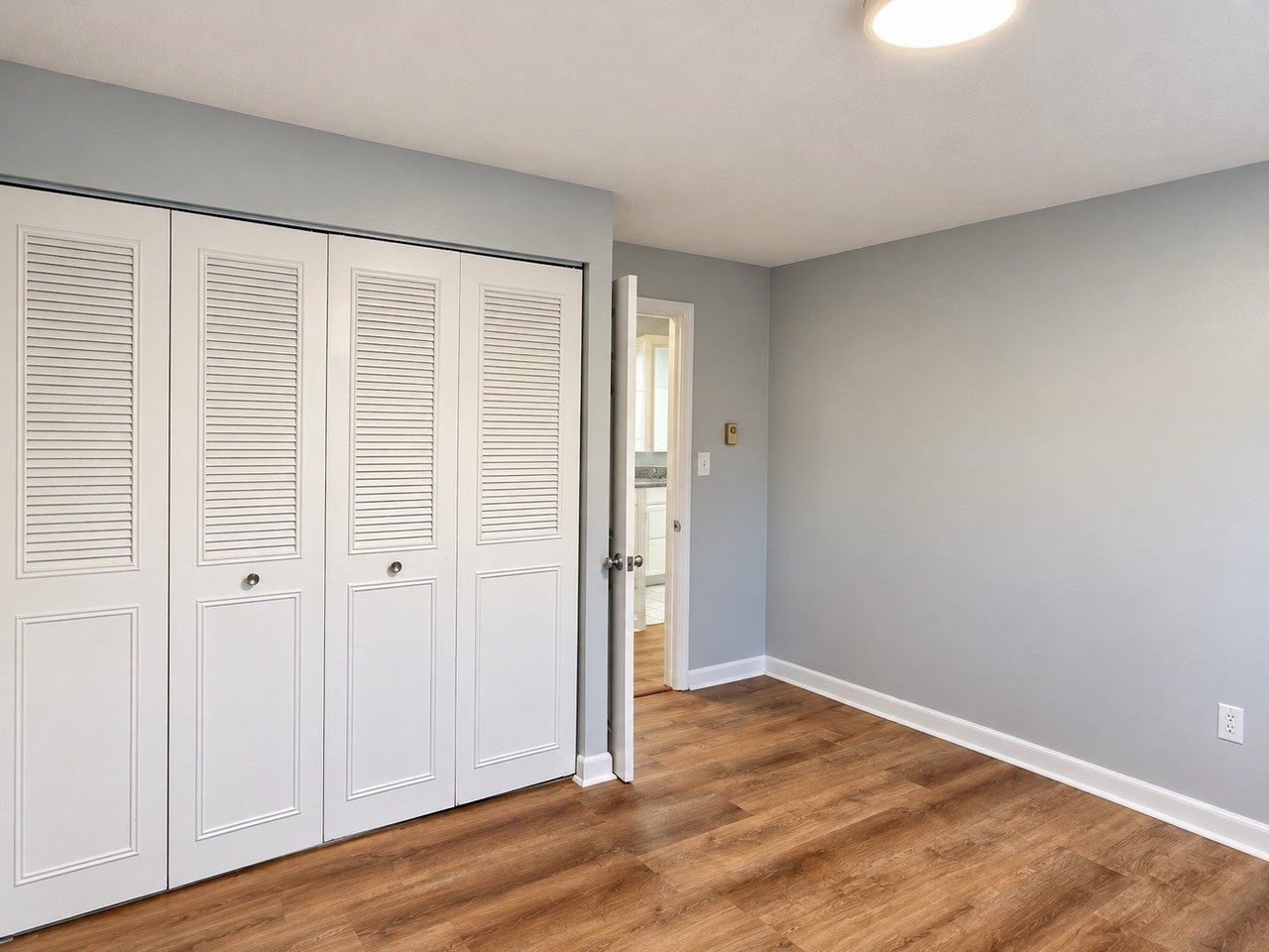 54 Fountain Ln #5 - Photo 7 of 13