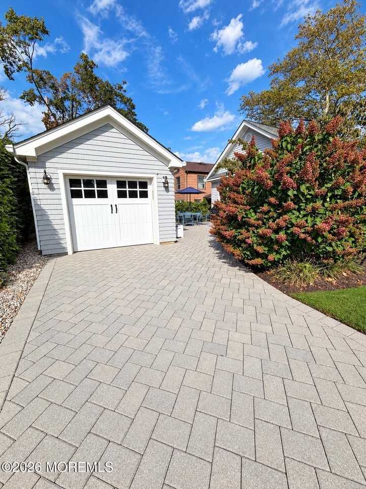 400 Jersey Ave - Photo 2 of 22