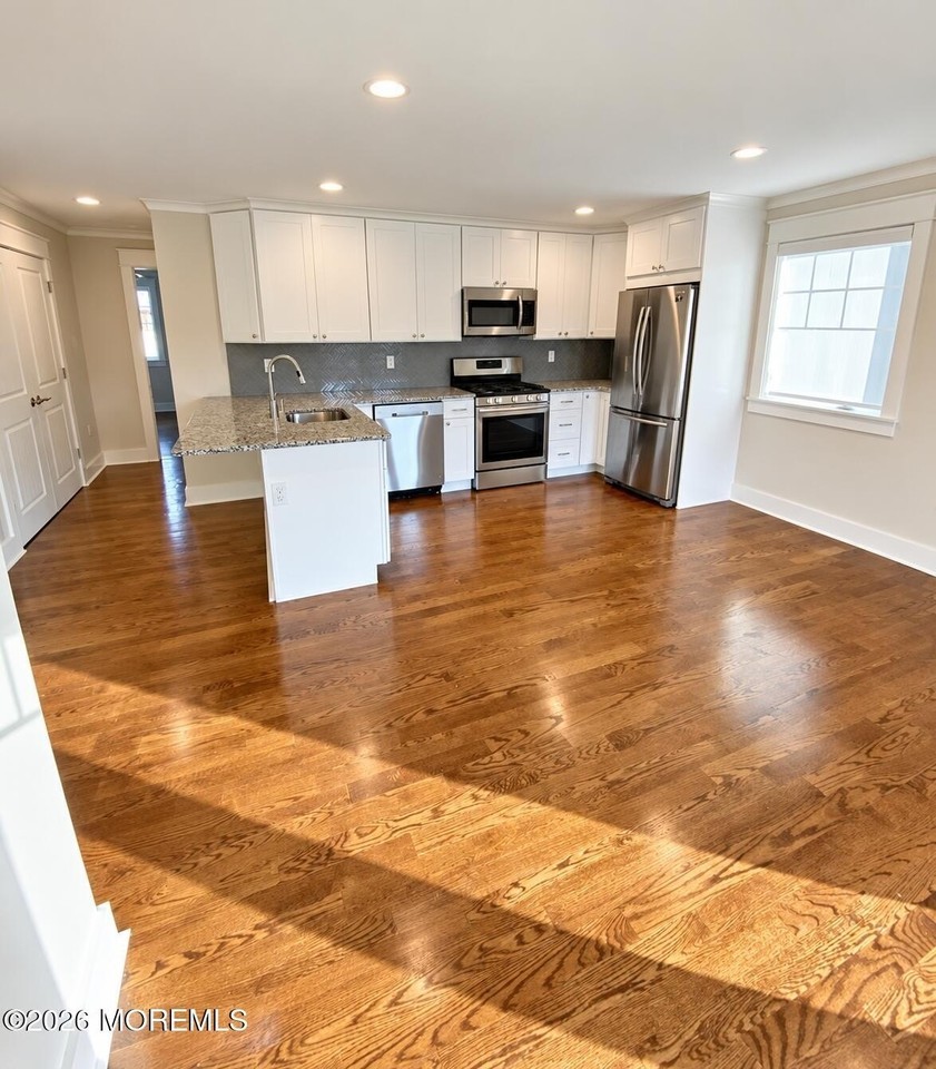 57 Howland Ave #5 - Photo 4 of 14