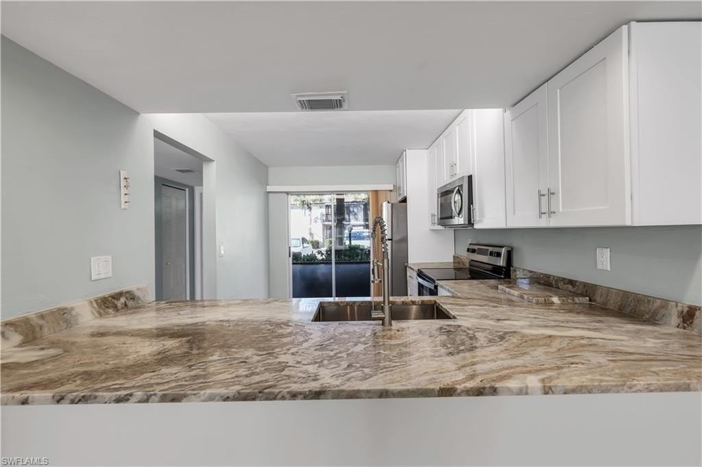 4200 Looking Glass Ln #4207 - Photo 4 of 16