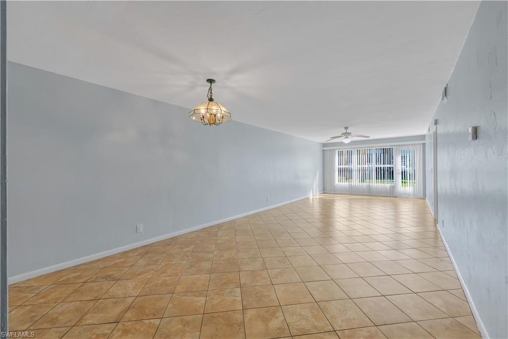 4200 Looking Glass Ln #4207 - Photo 6 of 16