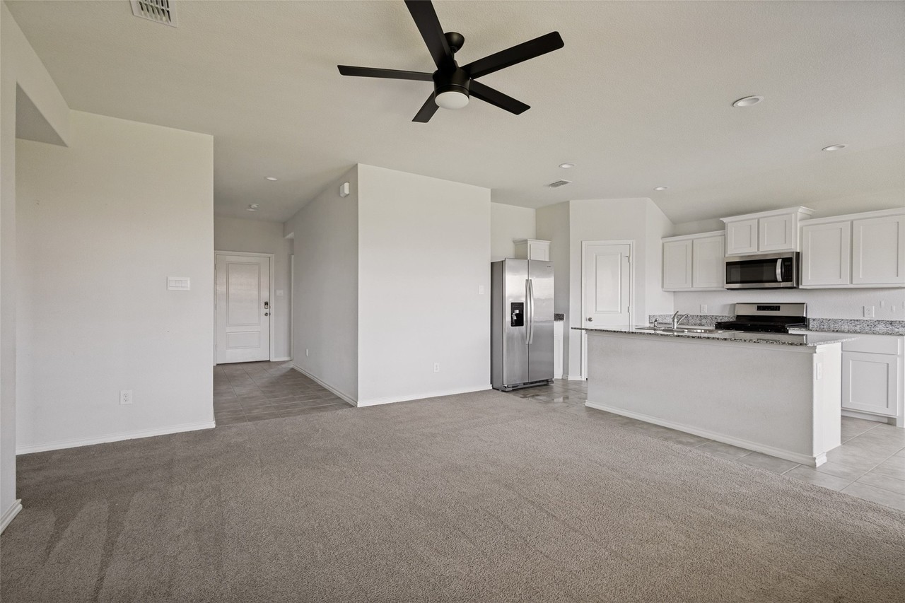 621 Spaulding St - Photo 2 of 28