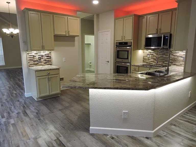 2032 Knights Ct - Photo 6 of 10