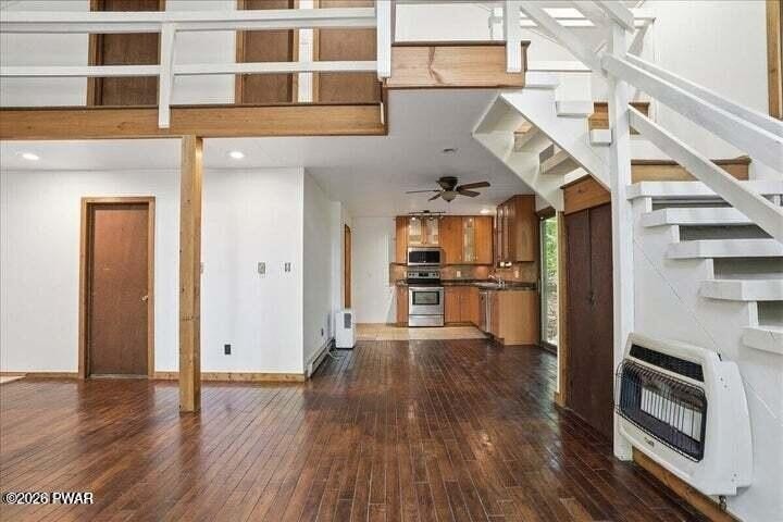 Split Rail Ln - Photo 4 of 27