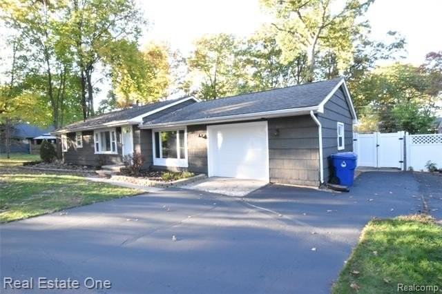 5674 Brunswick Blvd - Photo 2 of 22