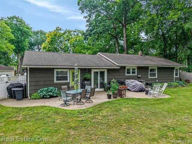 5674 Brunswick Blvd - Photo 3 of 22