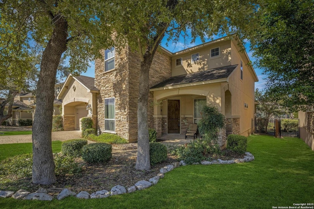 242 Tranquil Oak - Photo 2 of 34