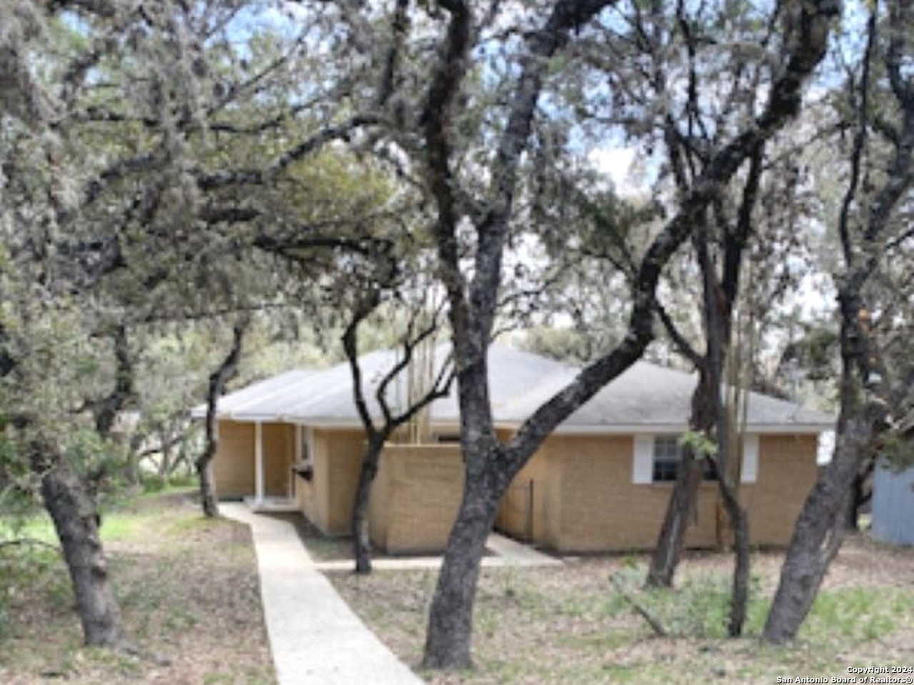 1251 Pebble Beach Rd - Photo 7 of 30